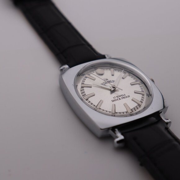 Vintage Roamer ST96 Watch – Swiss Made, 17 Jewels, Manual Wind, Stylish - Picture 6 of 8